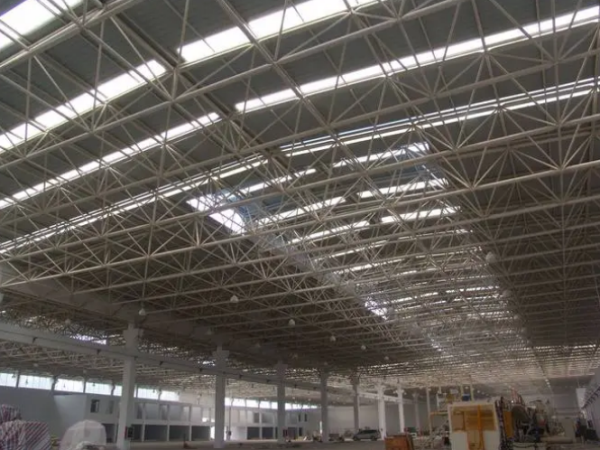 江苏网架工程施工中需要注意哪些事项？